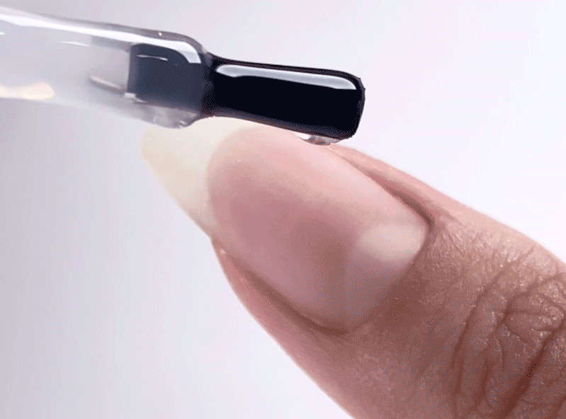 DGEL Bang Top Gel – ultra-glossy finish top coat with durable shine and protection