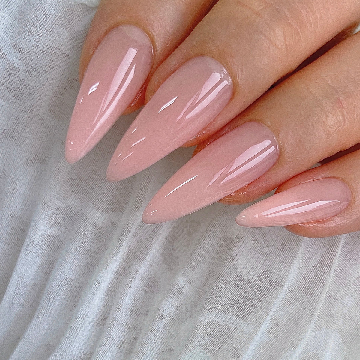 Doi Aube Builder Gel #3 – pink-tinted natural builder gel