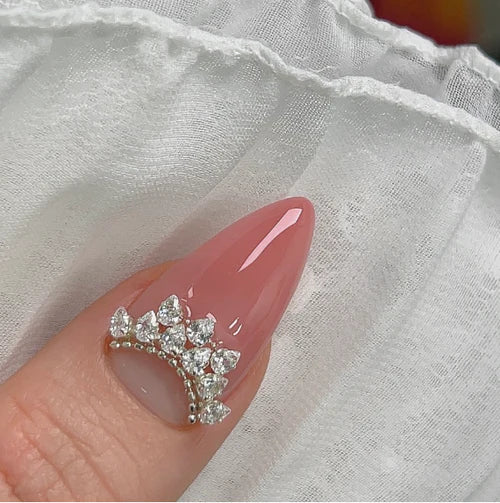 Doi Nudi Dry Rose Syrup Gel – Muted rose nude syrup gel polish for a romantic soft nail look