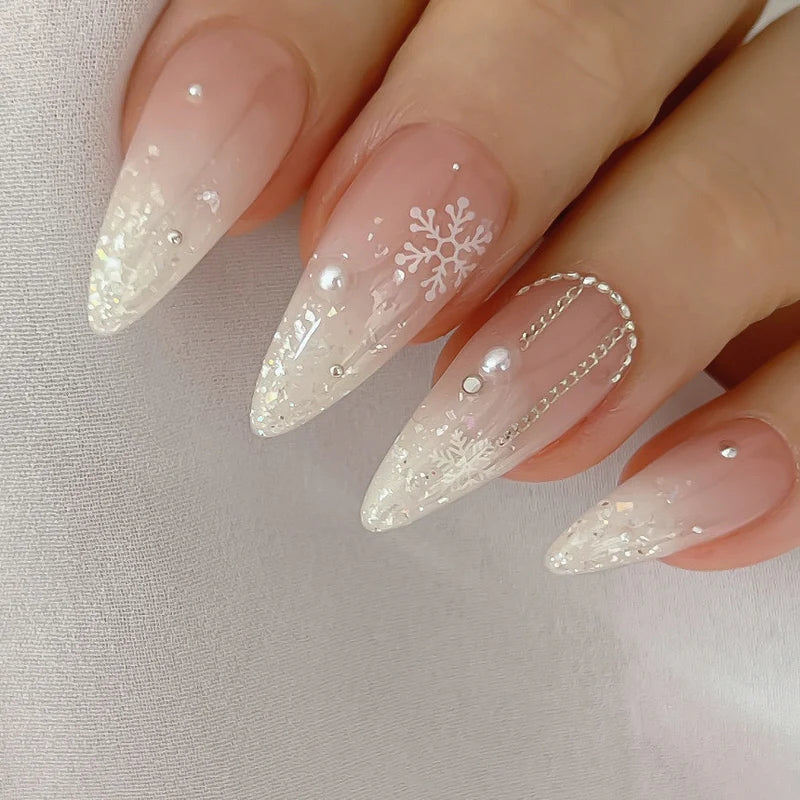 Doi Nudi Ivory Syrup Gel – Neutral ivory syrup gel polish with a creamy sheer finish