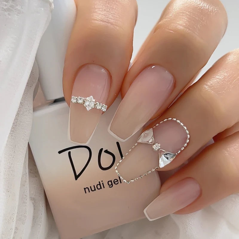 Doi Nudi Oat Syrup Gel – Light oat-toned nude syrup gel for clean, minimal nail looks