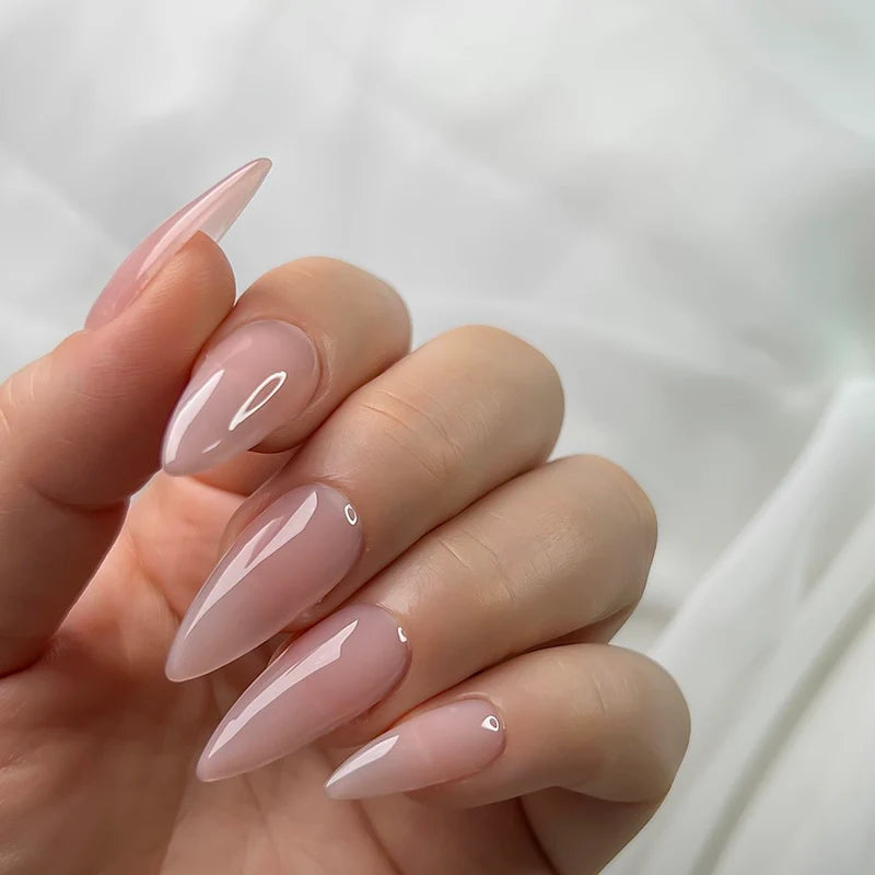 Doi Nudi Pink Syrup Gel – Classic pink syrup gel polish for a clean and romantic nail look