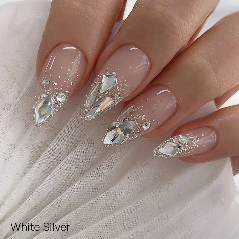 Doi White Silver Glitter Gel – frosty shimmer builder gel with silver flakes