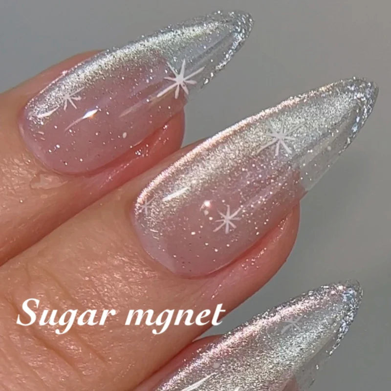 Nailbayo Doi Sugar Magnet – magnetic shimmer polish with cat-eye effect