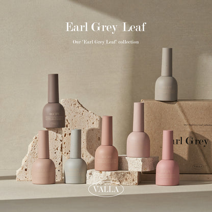 Sophisticated neutrals and muted greys featured in Valla’s Earl Grey Leaf gel collection.