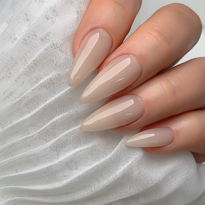 Doi Nudi Oat Syrup Gel – Light oat-toned nude syrup gel for clean, minimal nail looks