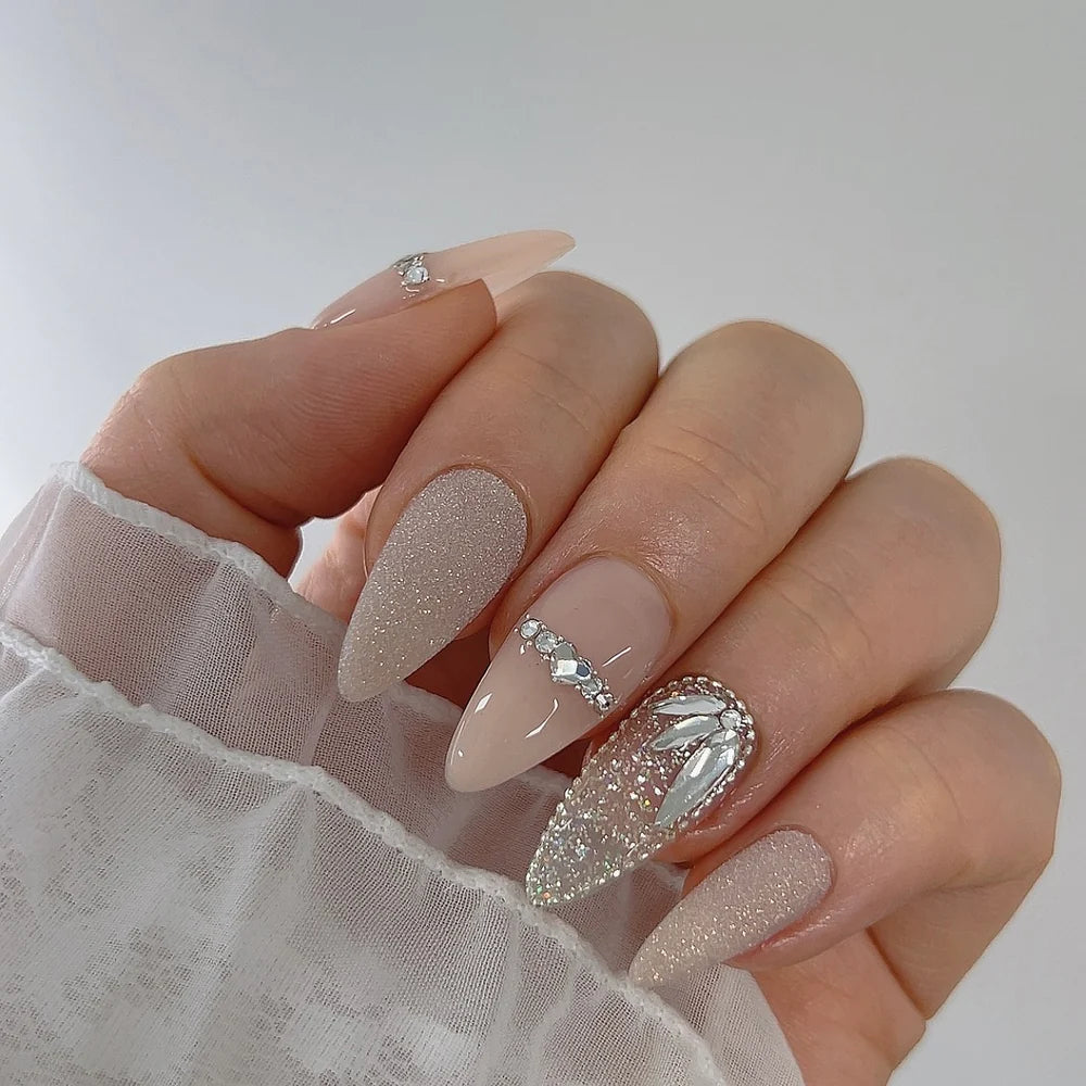 Nailbayo Goddess Glitter – Yeosin shimmer gel with iridescent flakes