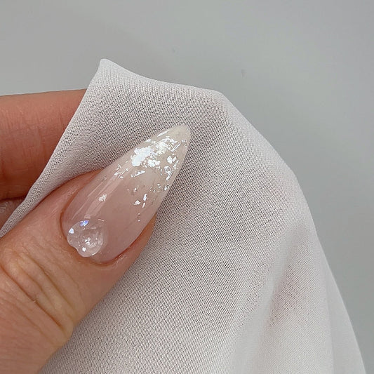 Nailbayo Iceliter Glitter – icy white holographic glitter gel